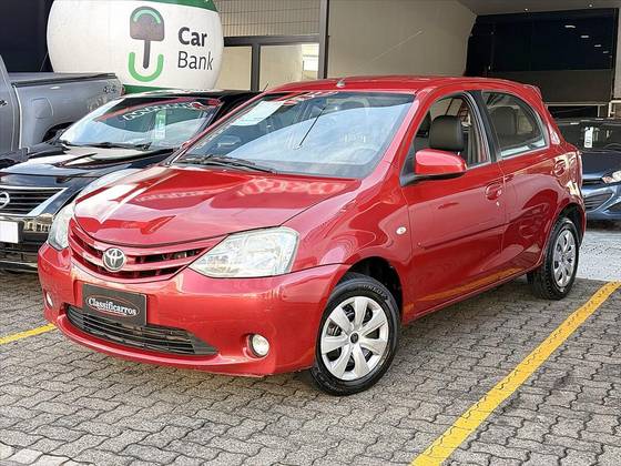 TOYOTA ETIOS 1.5 XS 16V FLEX 4P MANUAL TOYOTA ETIOS 1.5 XS 16V FLEX 4P MANUAL